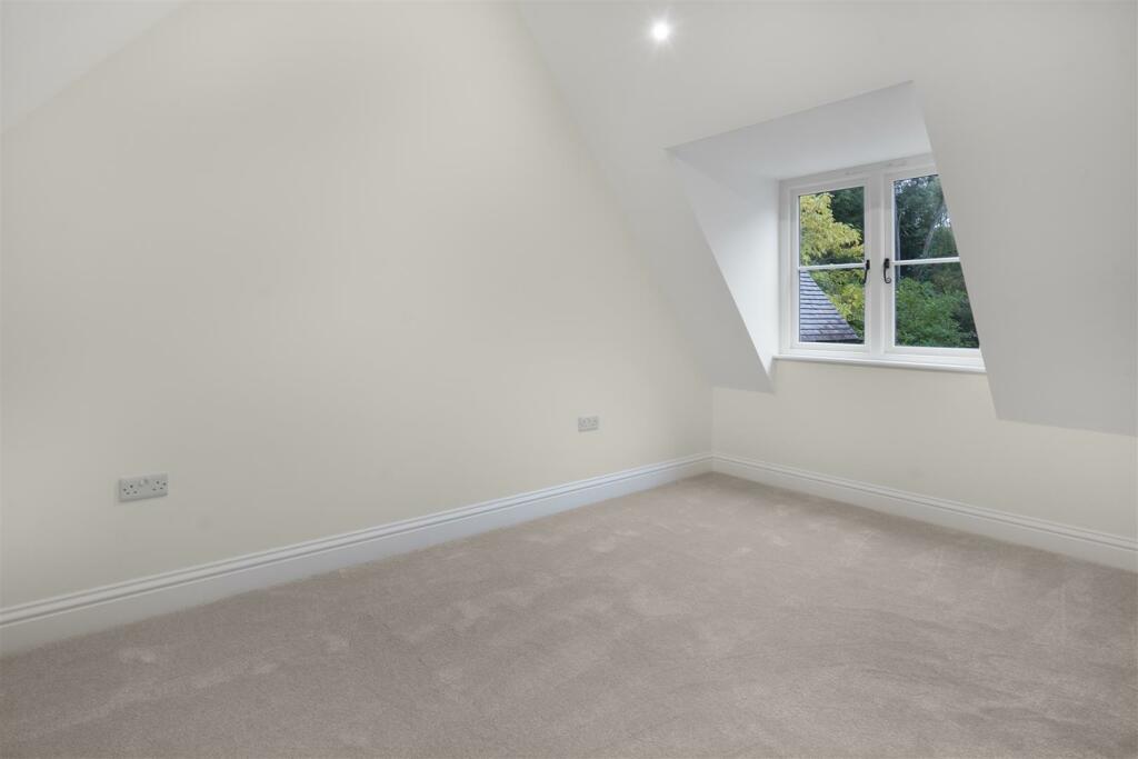 Additional image 14 of Main Road, Austrey