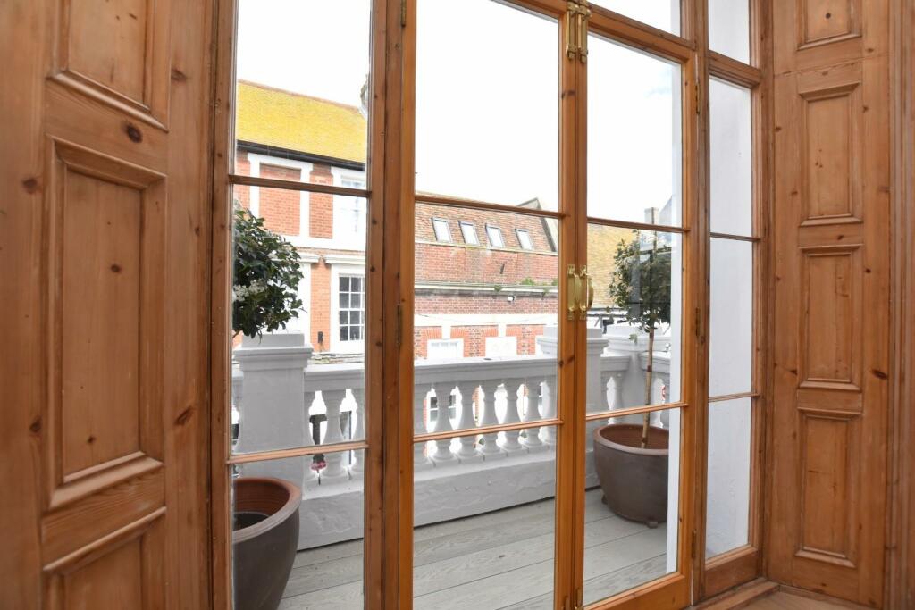 Additional image 2 of Bank Street, Hythe