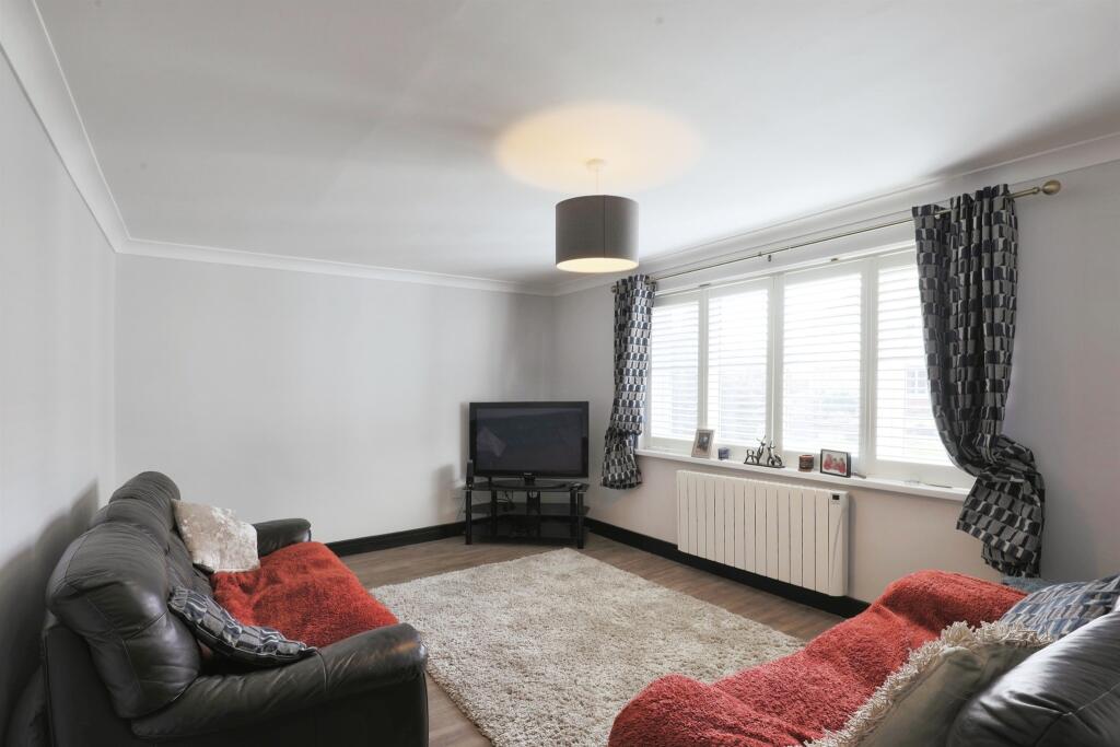 Additional image 5 of Loxley Close, Wellesbourne, Warwick
