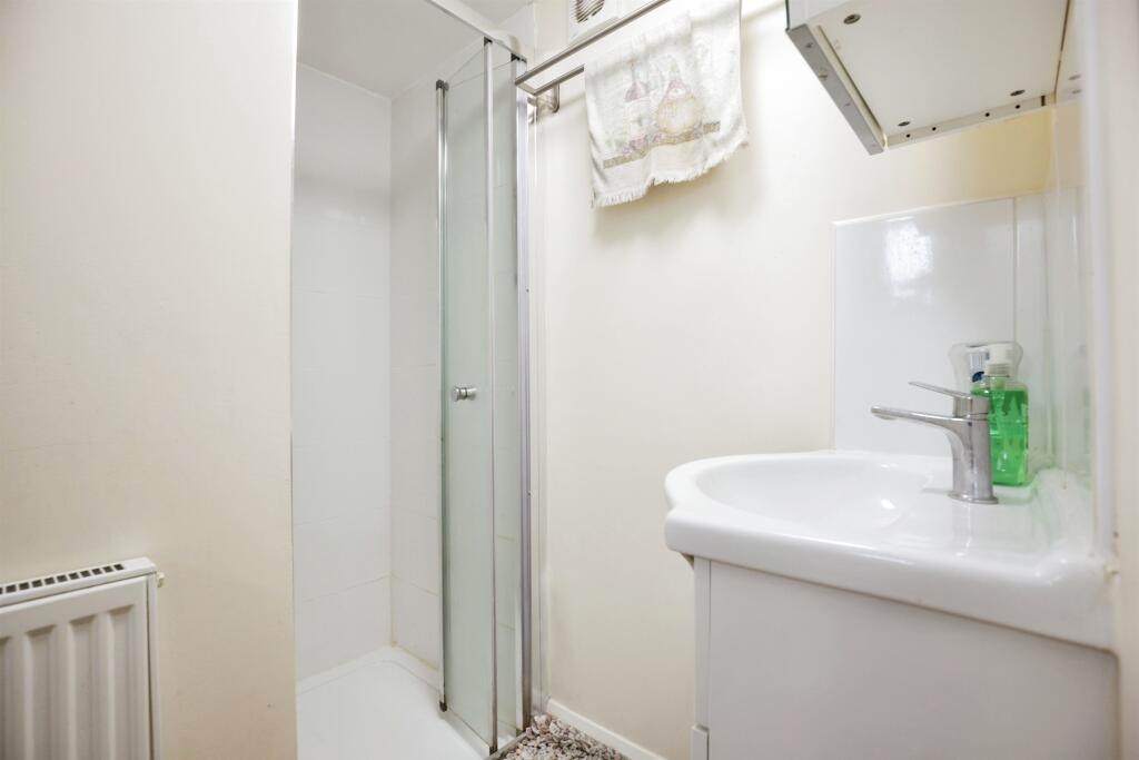 Additional image 5 of Queensway, Leamington Spa