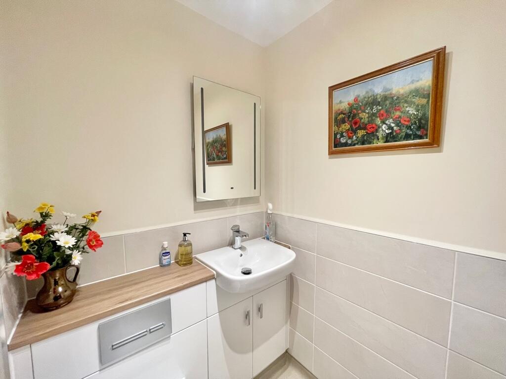 Additional image 8 of Springfield Close, Stratford-Upon-Avon, Warwickshire, CV37