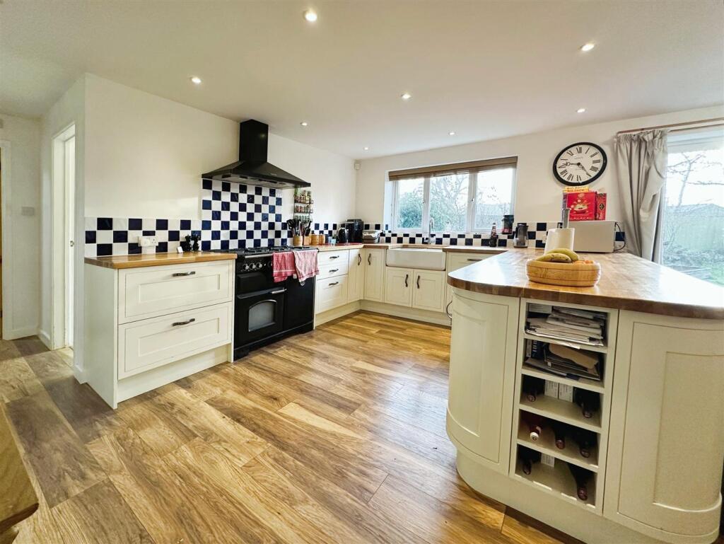 Additional image 7 of Manor Road, Harbury, Leamington Spa