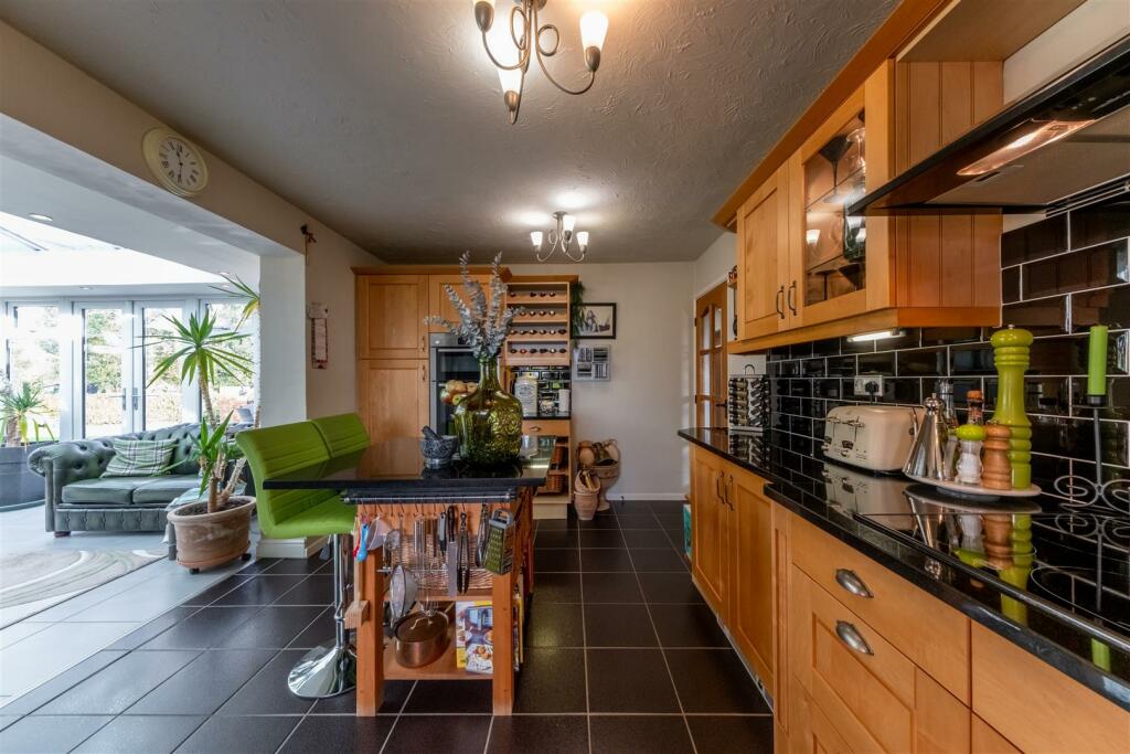 Additional image 17 of Torr Rise, Tarporley