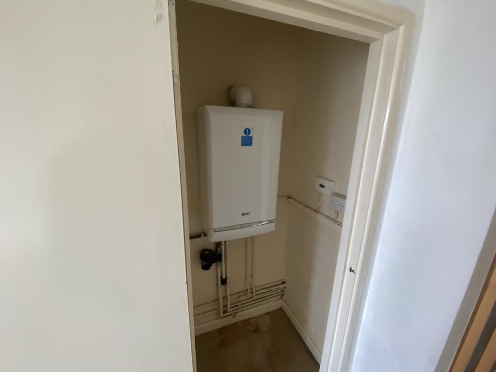 Additional image 32 of 37 Lythalls Lane, Coventry, West Midlands, CV6