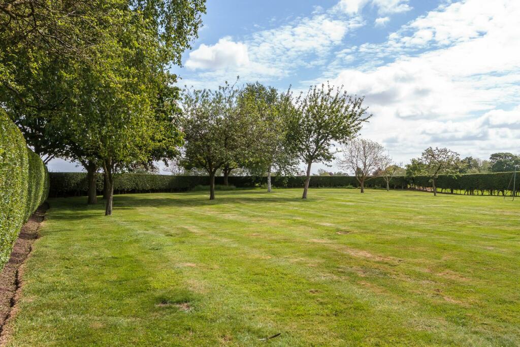 Additional image 37 of Colleys Lane, Willaston, Cheshire