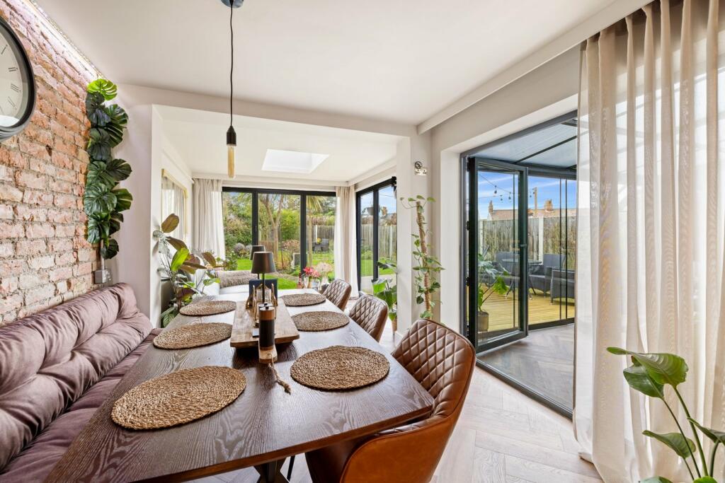 Additional image 6 of Wear Bay Crescent, Folkestone, CT19