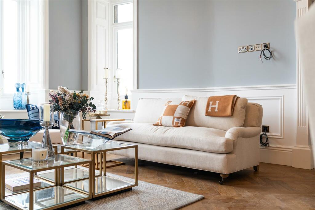 Additional image 8 of Apt 2, Riber Castle, Riber, Matlock, Derbyshire, DE4 5JU