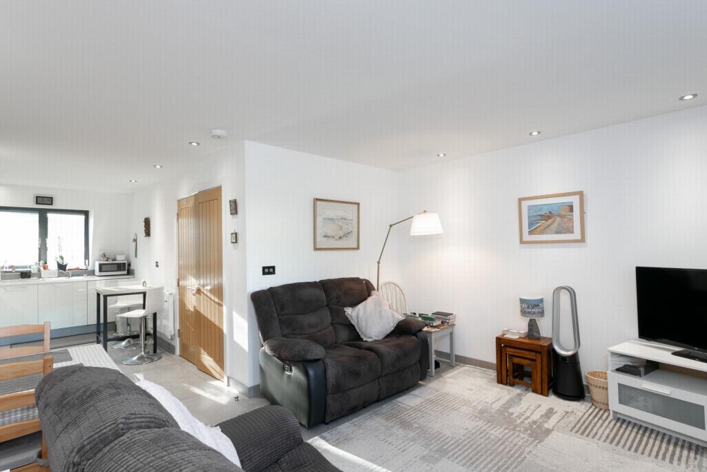 Additional image 10 of Seabrook Road, Hythe, CT21