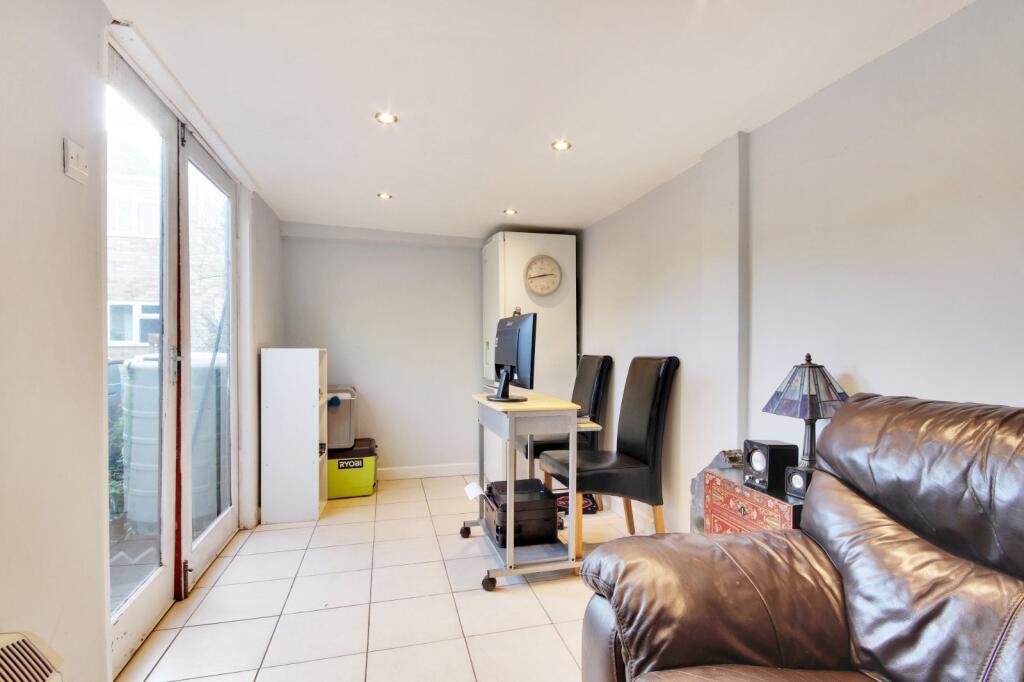 Additional image 20 of Istead Rise, Gravesend, Kent, DA13