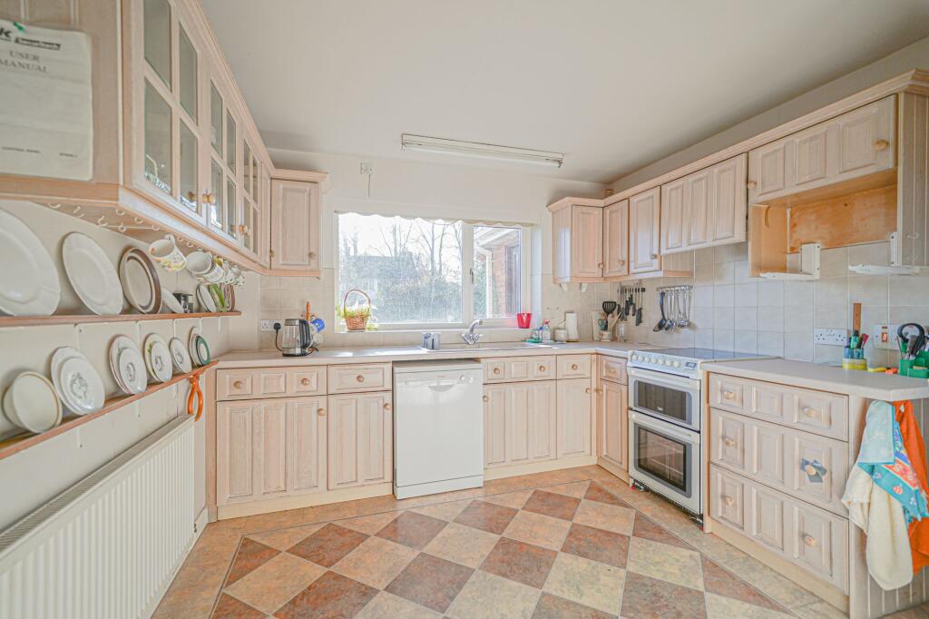 Additional image 4 of Station Road, Balsall Common, CV7