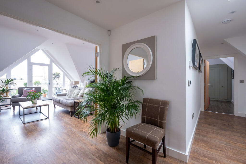 Additional image 9 of Guys Cliffe Avenue, Leamington Spa, CV32