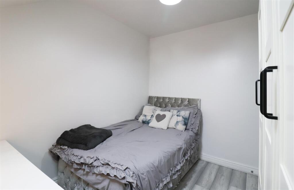 Additional image 28 of Galanos, Long Itchington, Southam