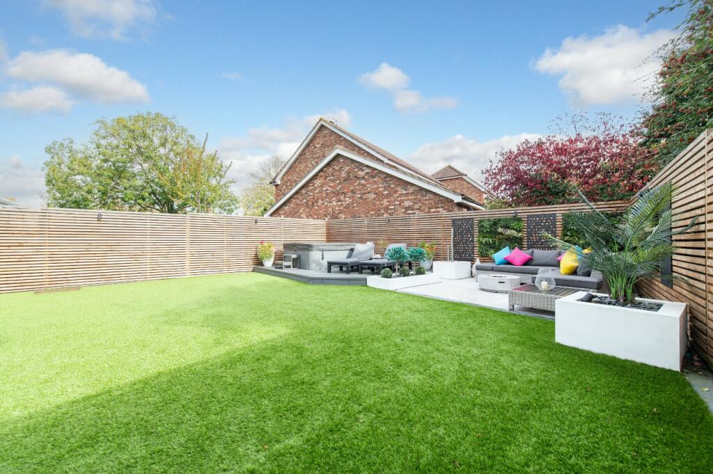 Additional image 28 of Rowmarsh Close, Northfleet, Gravesend, Kent, DA11