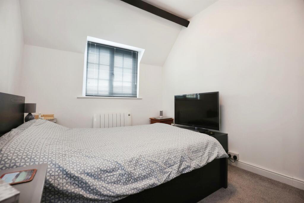 Additional image 12 of The Square, Kenilworth