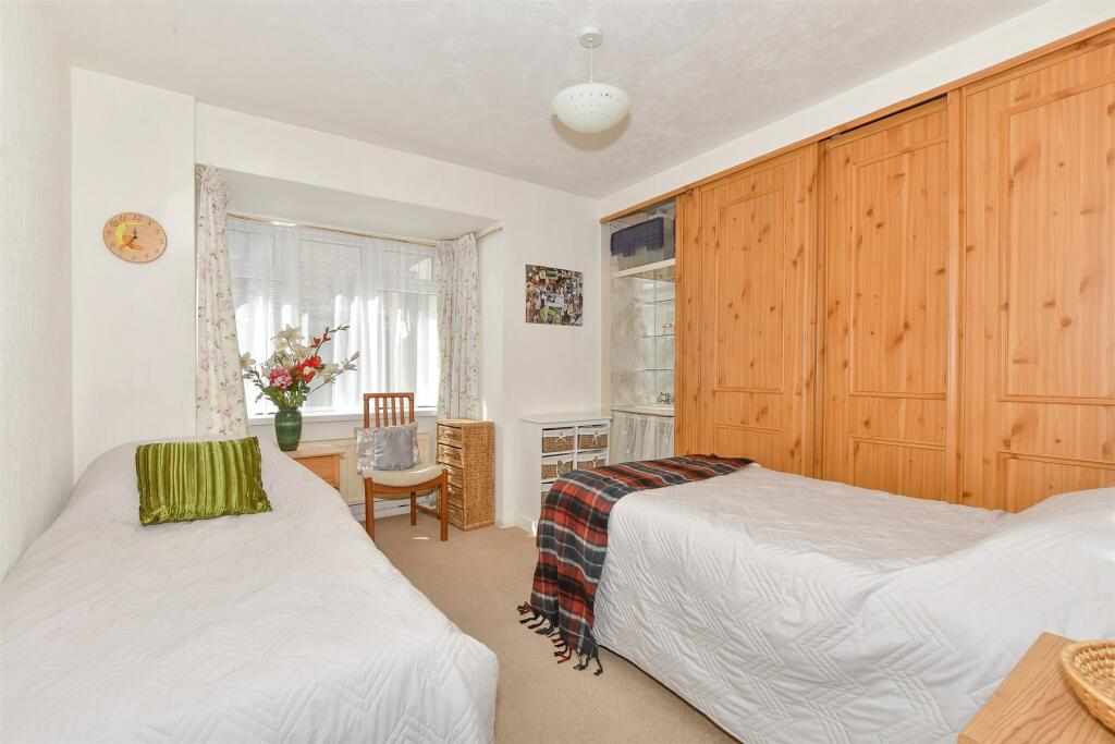 Additional image 9 of Grenham Bay Avenue, Minnis Bay, Birchington, Kent