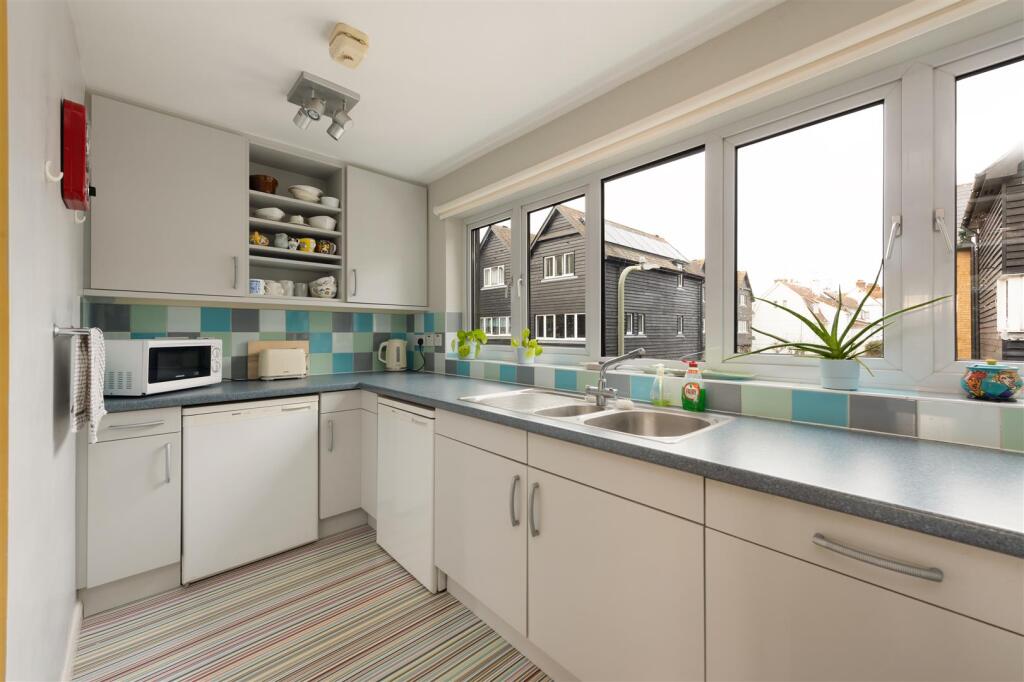 Additional image 22 of Island Wall, Whitstable