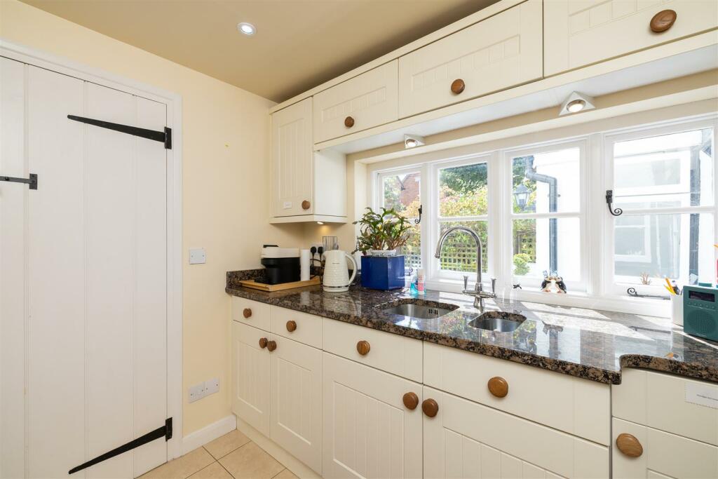 Additional image 9 of Avondale Cottage, Keytes Lane, Barford