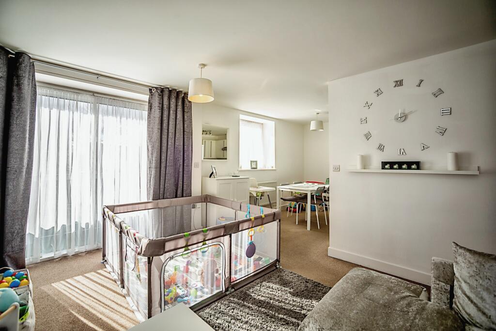Additional image 8 of 45 Nursery Grove, Gravesend, DA11