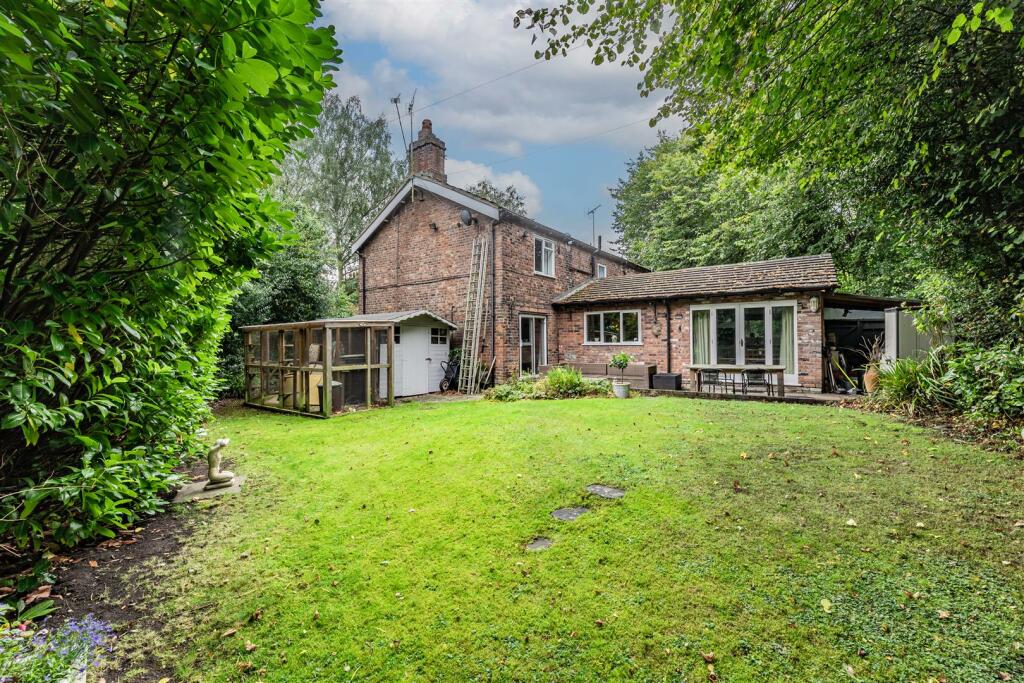 Additional image 38 of Exceptional detached period property tucked away on a quiet leafy road