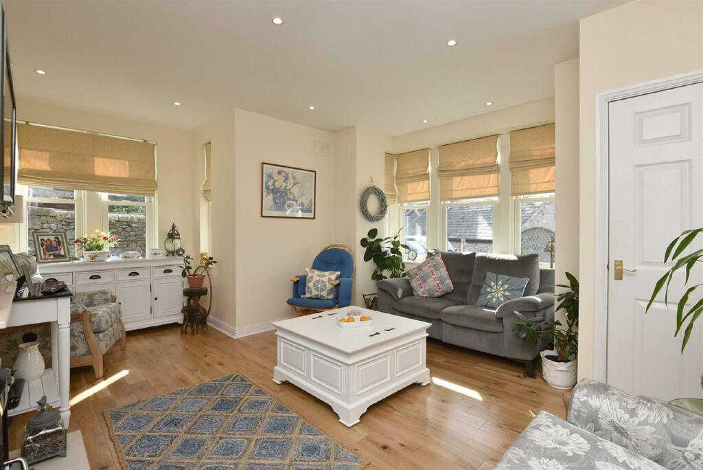 Additional image 3 of Matlock Green, Matlock