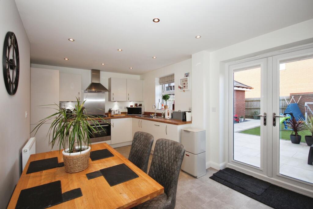 Additional image 18 of Woodhead Road, Warwick, Warwickshire, CV34