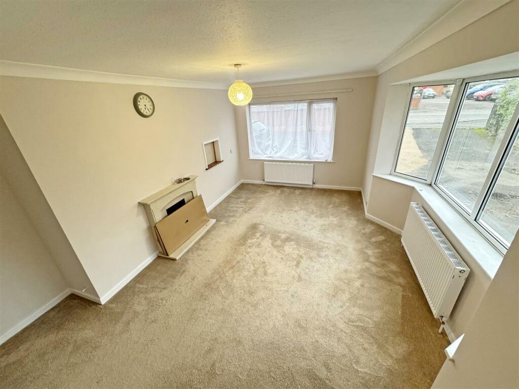 Additional image 12 of Lakin Road, Warwick