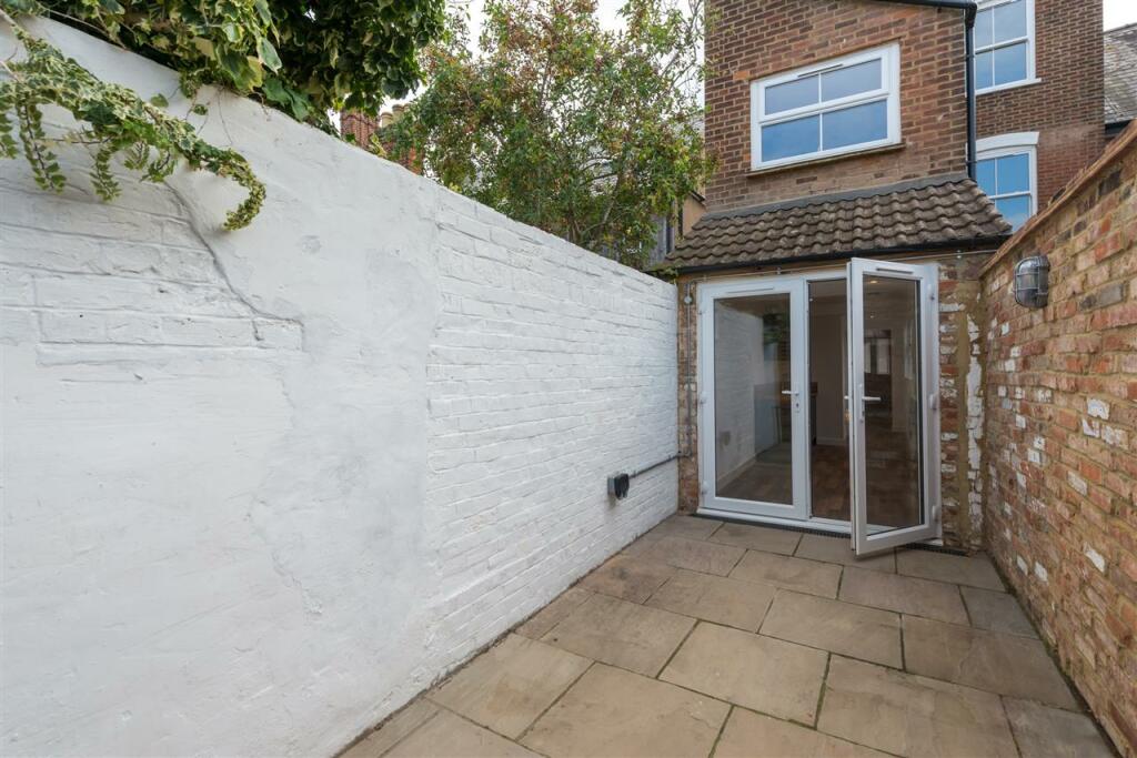 Additional image 18 of Roper Road, Canterbury
