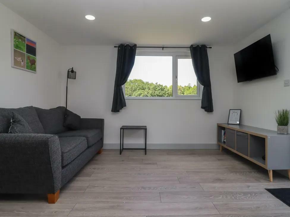 Additional image 35 of Castle Road, Hartshill, Nuneaton, CV10 0SG