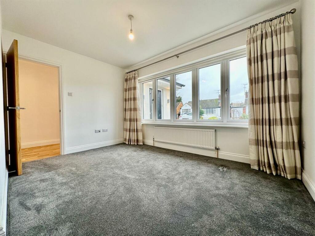 Additional image 15 of Farmer Ward Road, Kenilworth