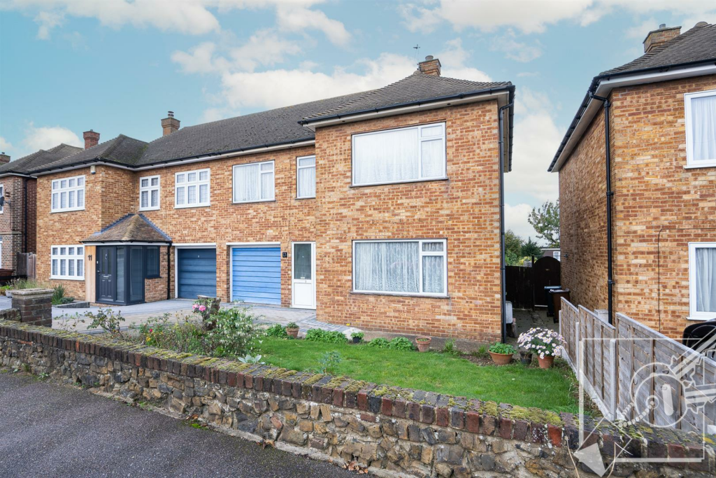 Additional image 32 of Dorset Crescent, Gravesend