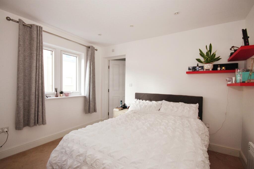 Additional image 9 of Tatler Close, WARWICK