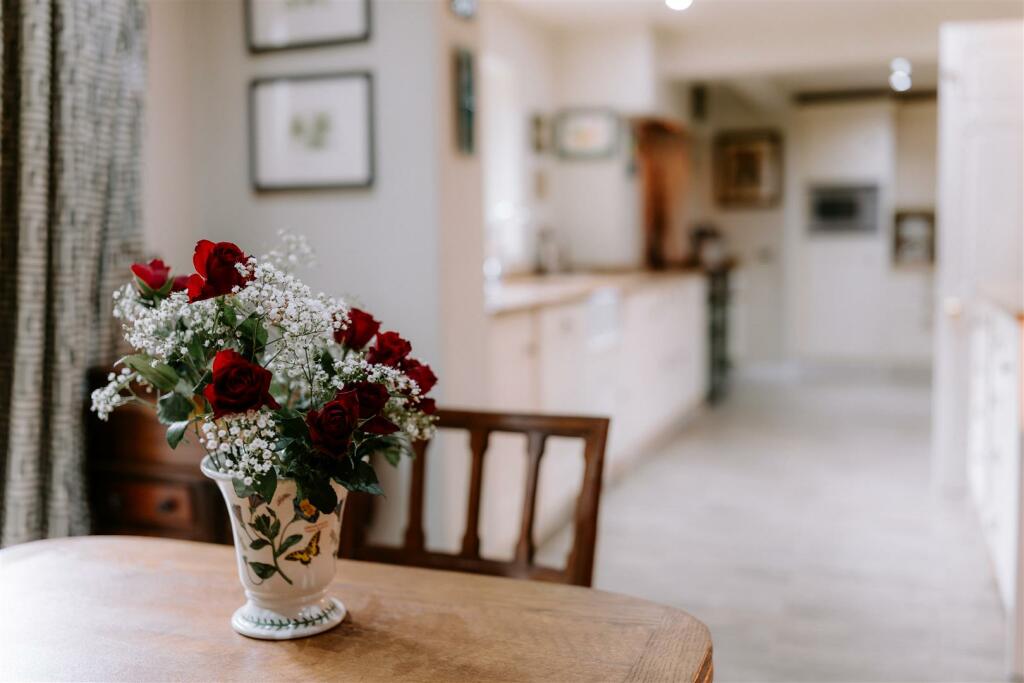 Additional image 20 of Exceptional detached period property tucked away on a quiet leafy road