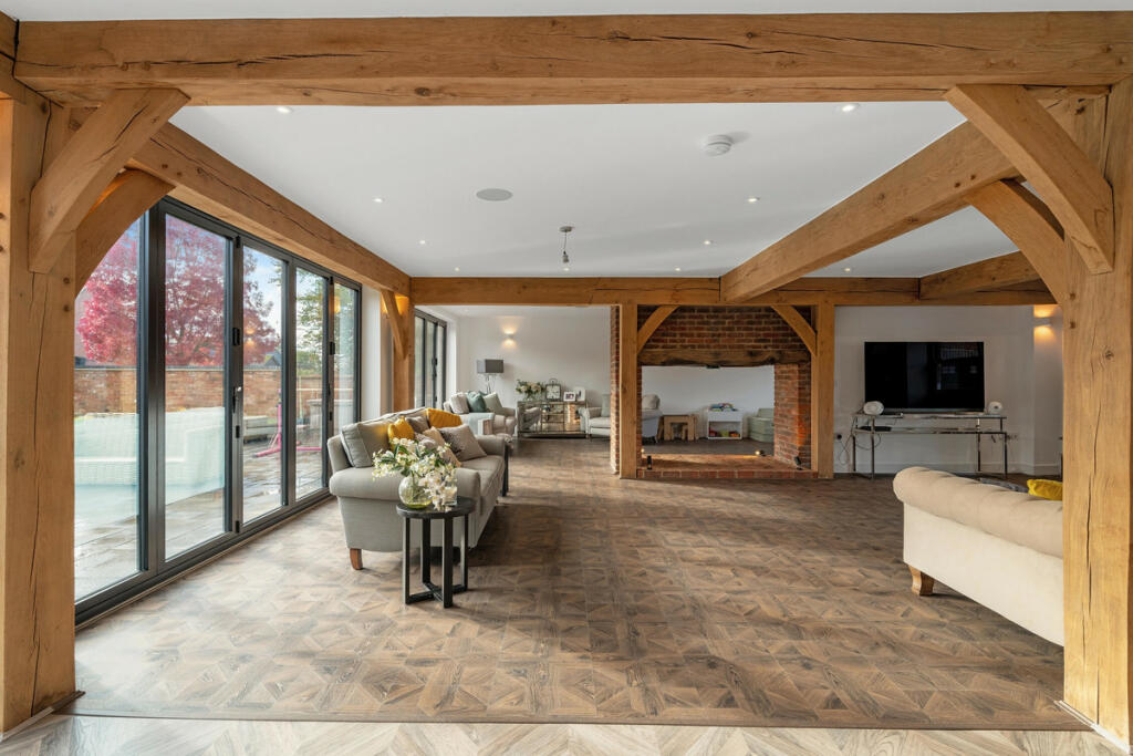 Additional image 7 of 2 Main Street, Rugby, Clifton Upon Dunsmore CV23 0BH