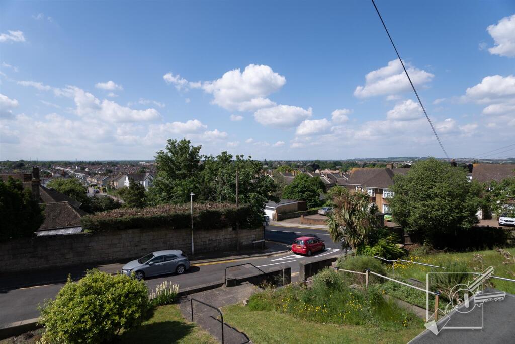 Additional image 38 of Leith Park Road, Gravesend