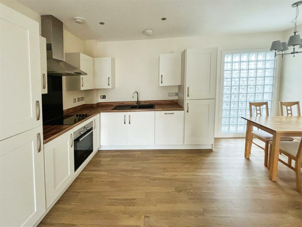 Additional image 5 of Mallard Close, Southam