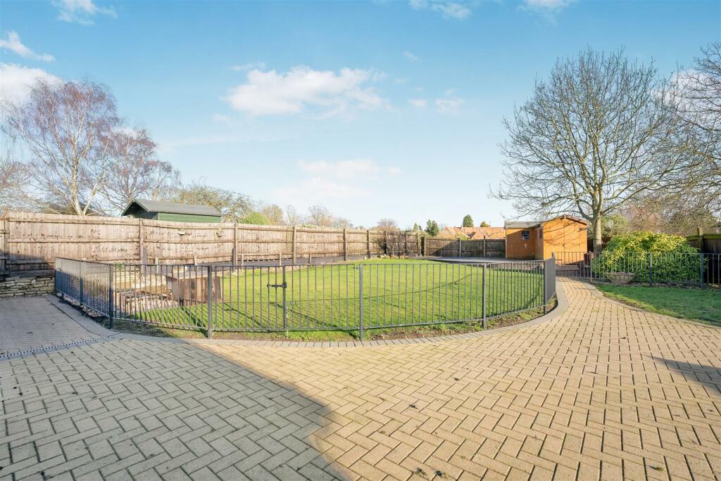 Additional image 26 of Rugby, Broadwell,