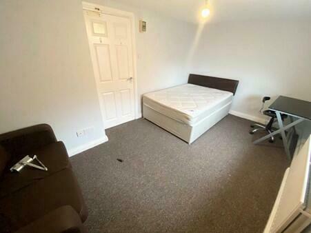 Additional image 8 of Flat 2 (Rooms 7-9), 11-17 Chapel Street, Derby DE1 3GU