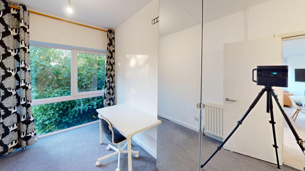 Additional image 27 of Mayorswell Close (L) 2 WEEKS RENT FREE 25/26, ,