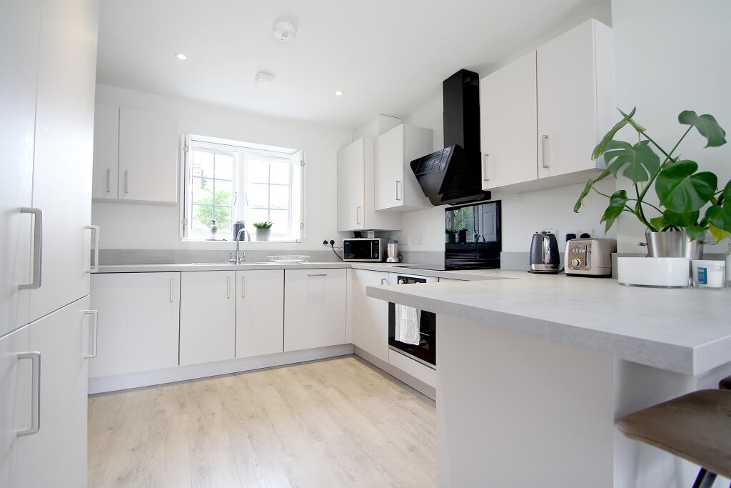 Additional image 34 of Birmingham Road, Stoneleigh, CV8