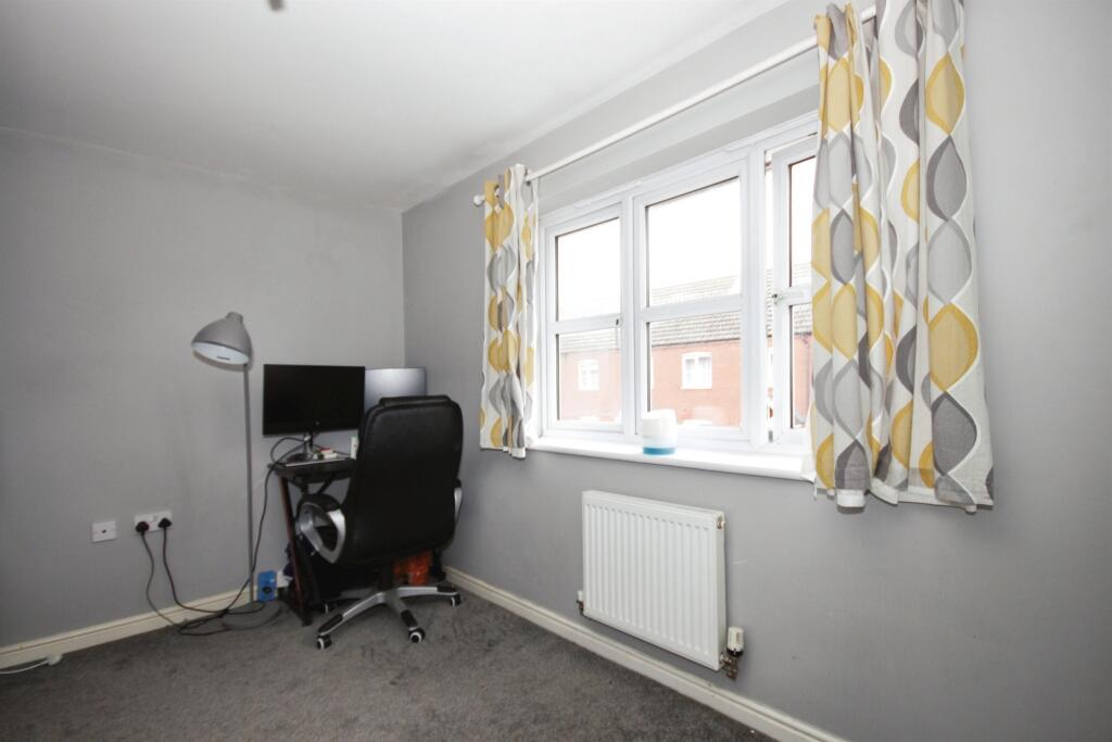 Additional image 9 of Swan Meadow, Warwick