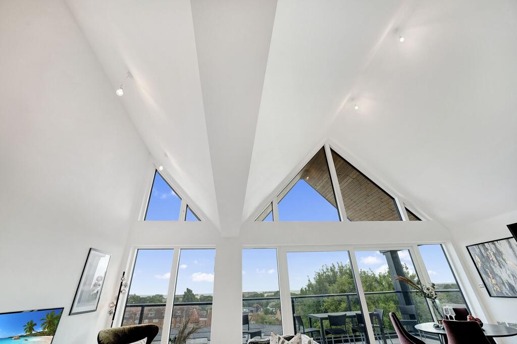 Additional image 35 of Bay Tree House, North Road, CT21