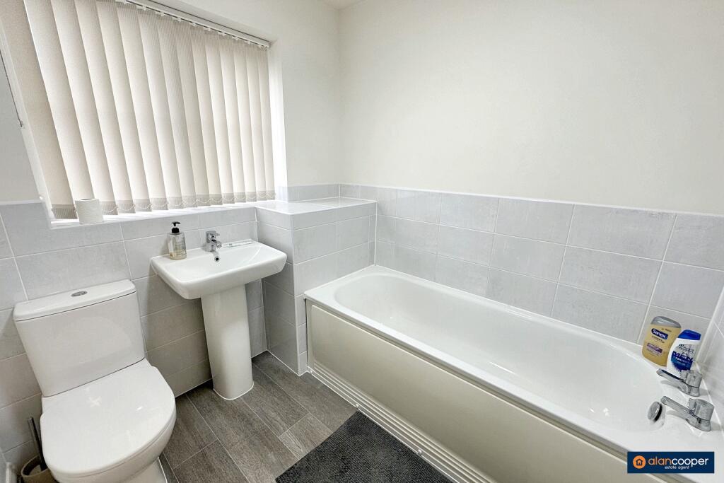 Additional image 11 of Granary Yard, Weddington, Nuneaton, CV10 0FN