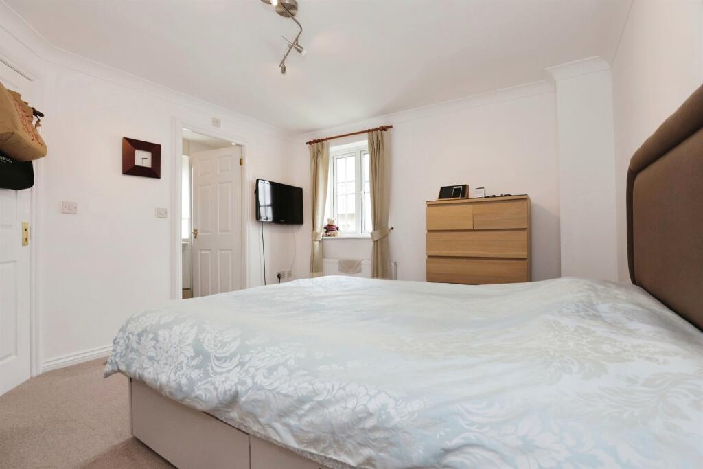 Additional image 9 of Avocet Close, RUGBY