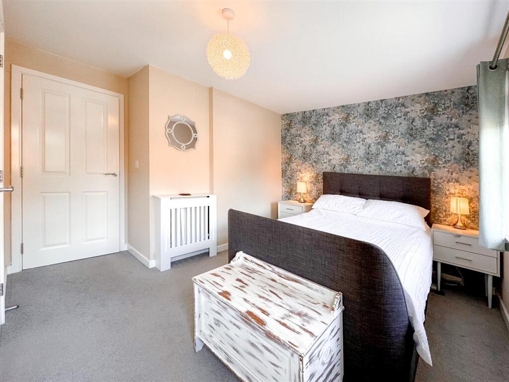Additional image 7 of Meadow Drive, Long Itchington, Southam