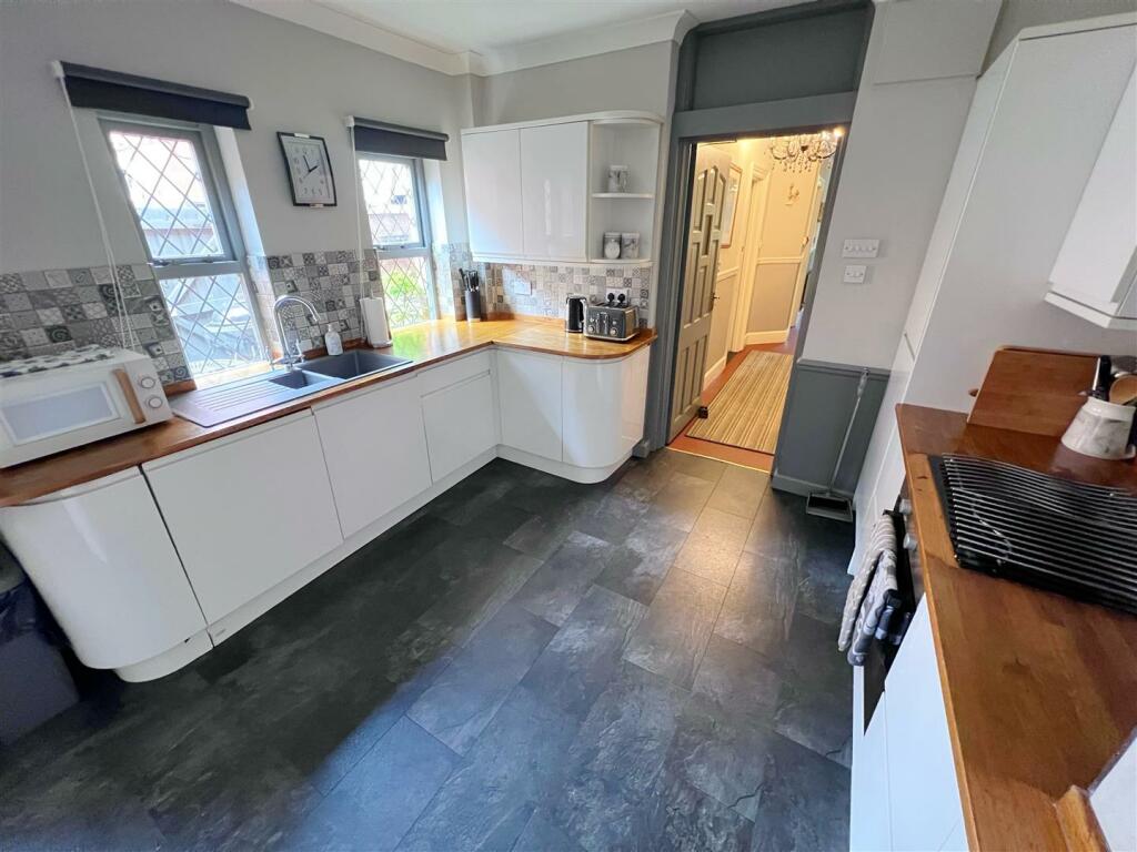 Additional image 6 of 38, Grove Road, Stratford-upon-Avon