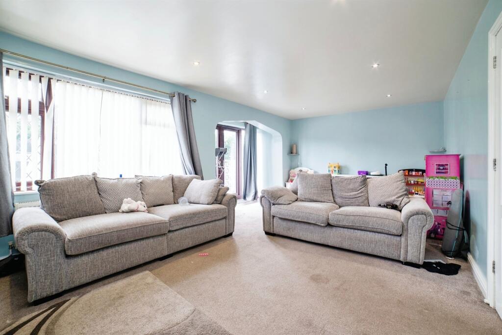 Additional image 2 of Maple Avenue, Ripley