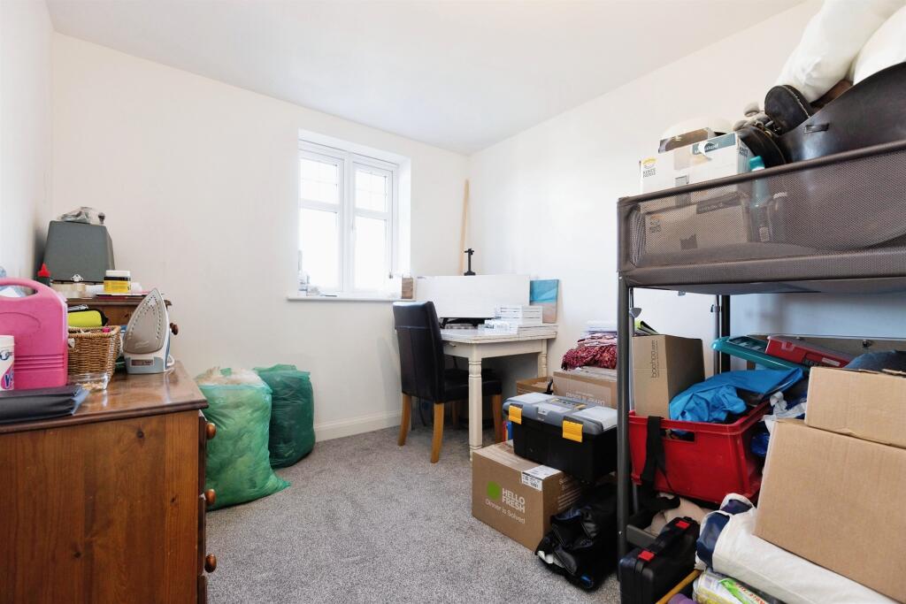 Additional image 6 of Woodhead Road, Warwick