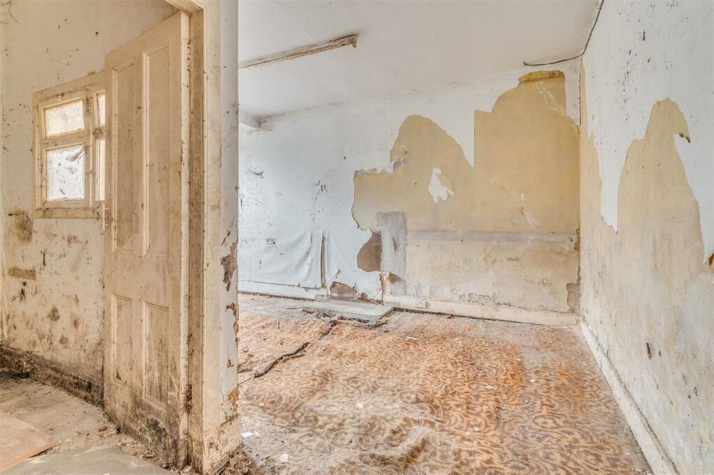 Additional image 24 of Windsor Street, Dundee