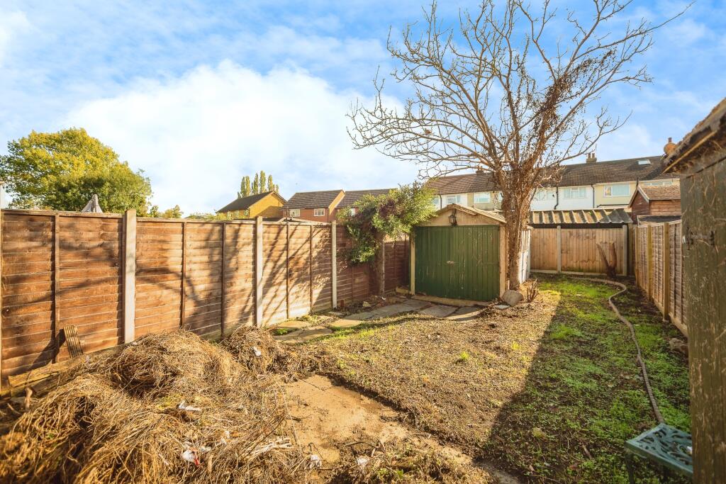 Additional image 13 of Walnut Tree Avenue, Dartford, DA1