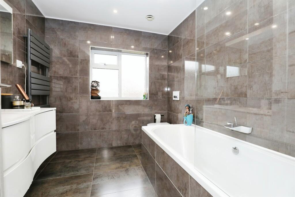 Additional image 13 of Hammerton Way, Wellesbourne, Warwick